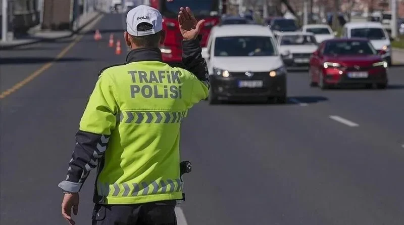 Yarın İstanbul’da Bazı Yollar Trafiğe Kapatılacak